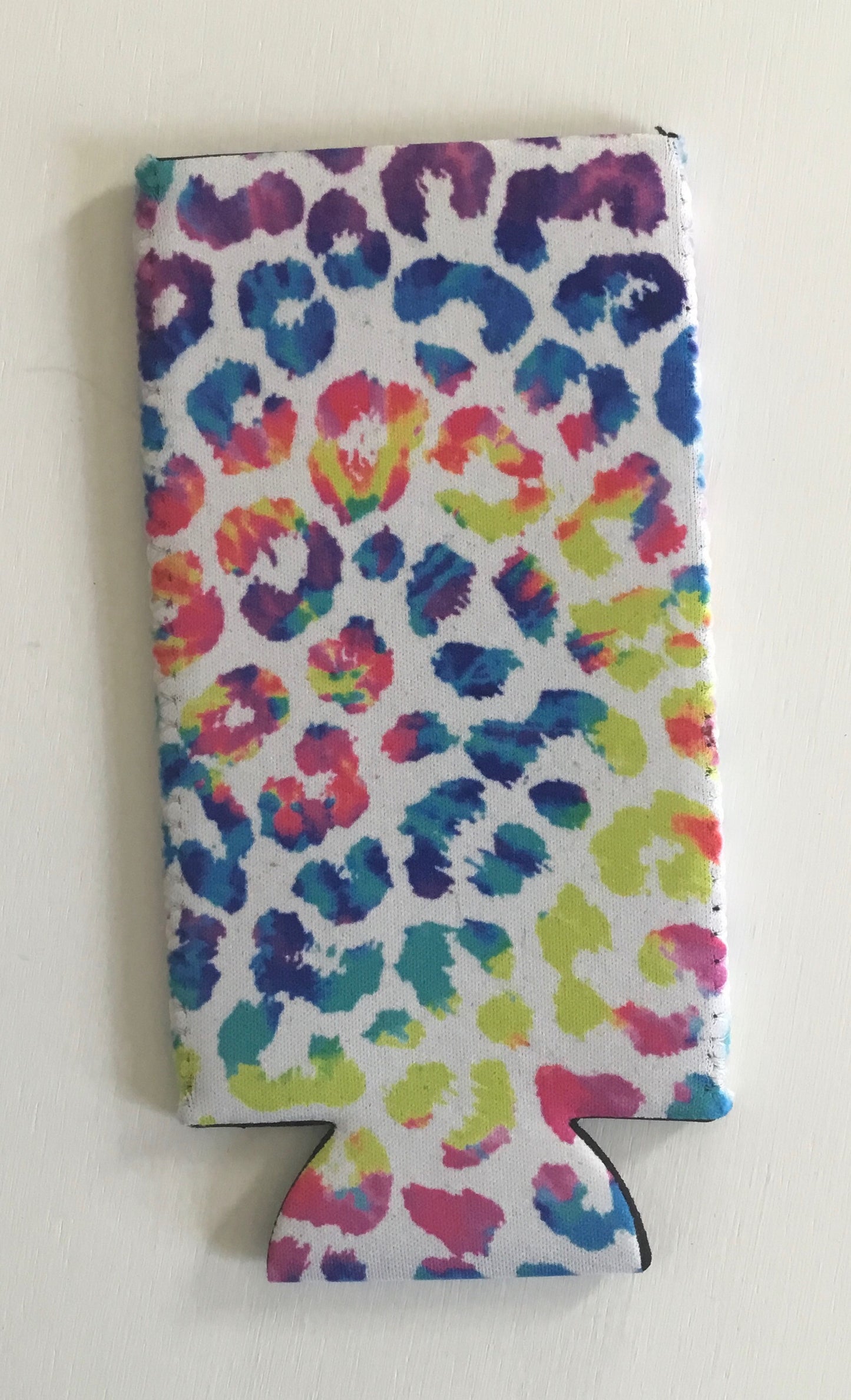 Tye Die Leopard Slim can cooler