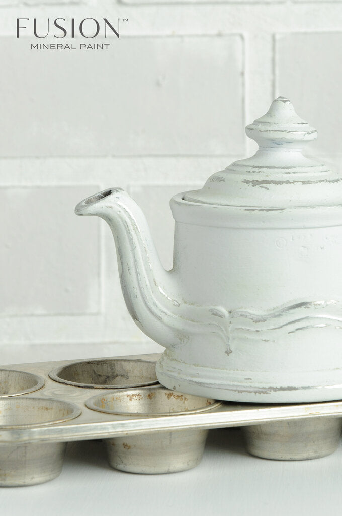 FM Lamp White