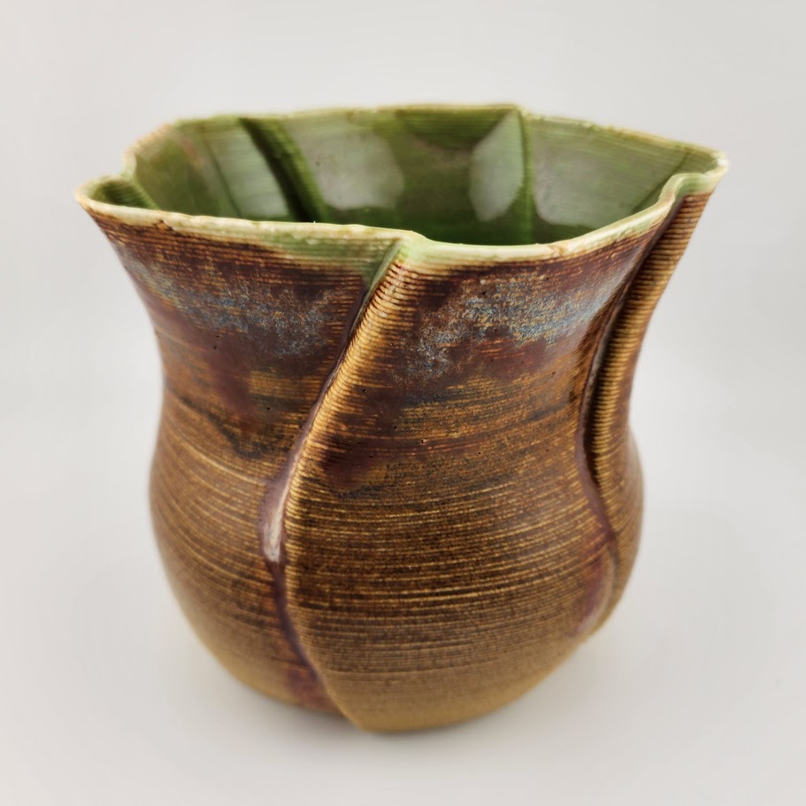 Low tulip vase