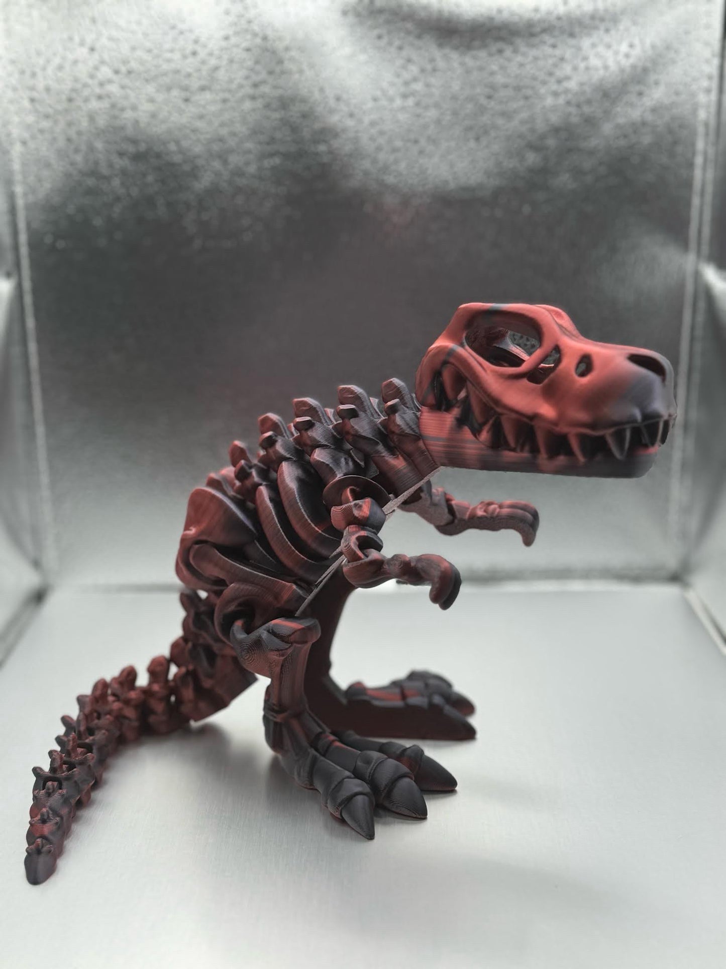 XL Dino Red/Black