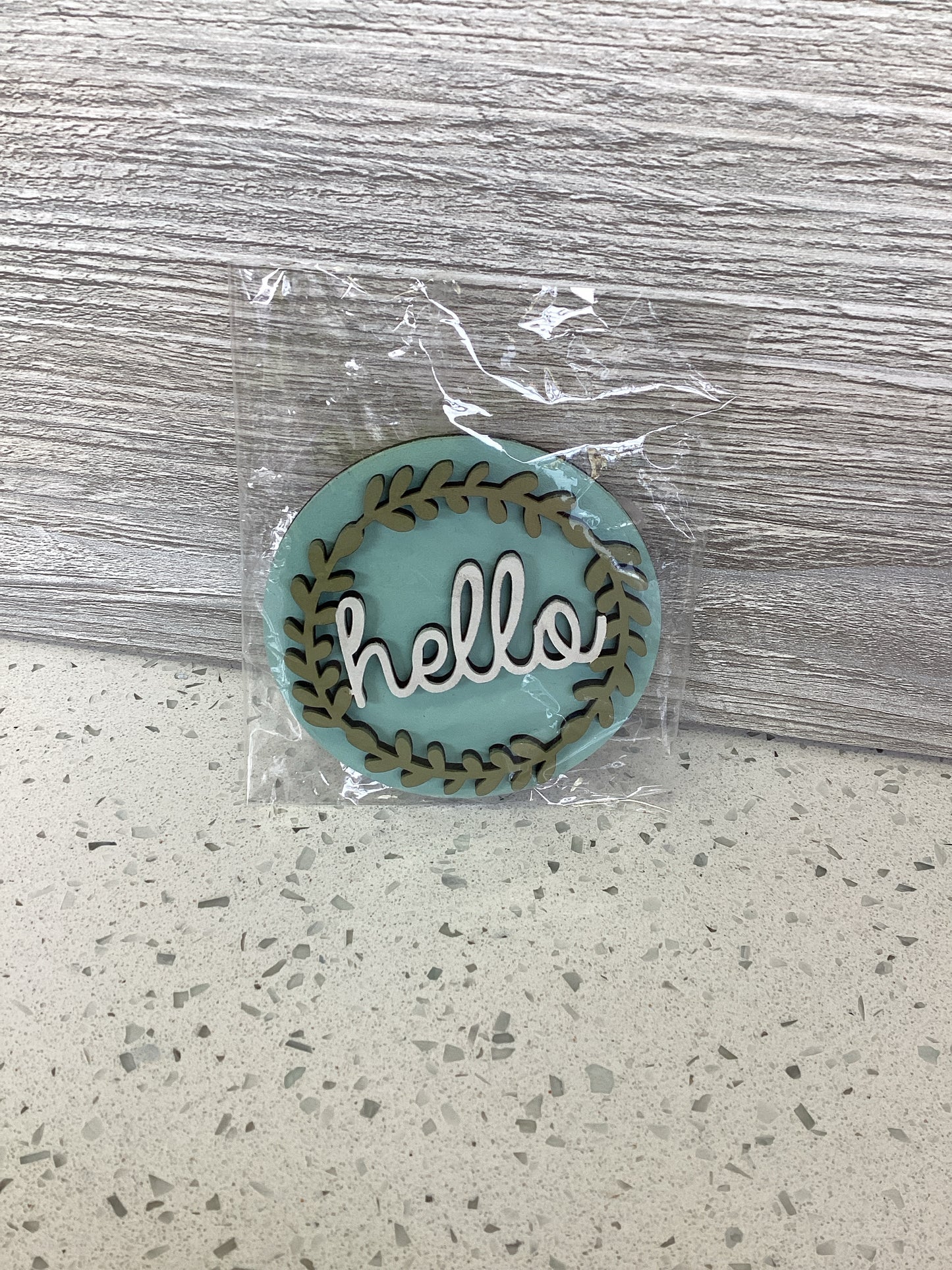 Round Hello Wreath