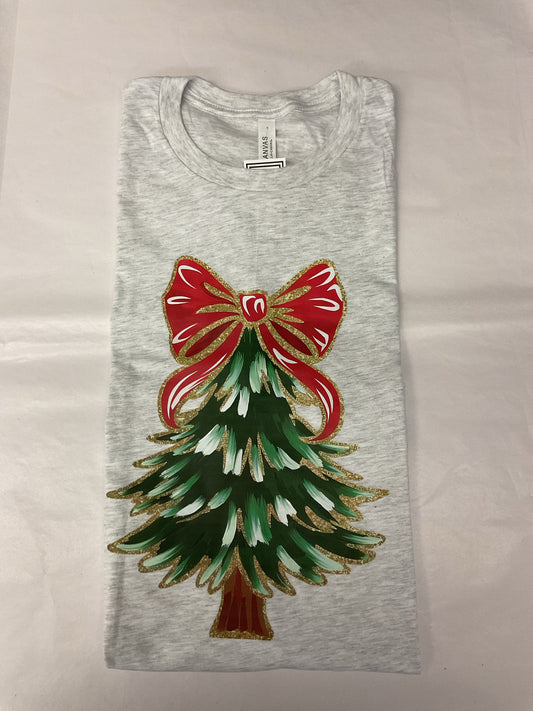 Christmas Tree with Red Bow Large t-shirt