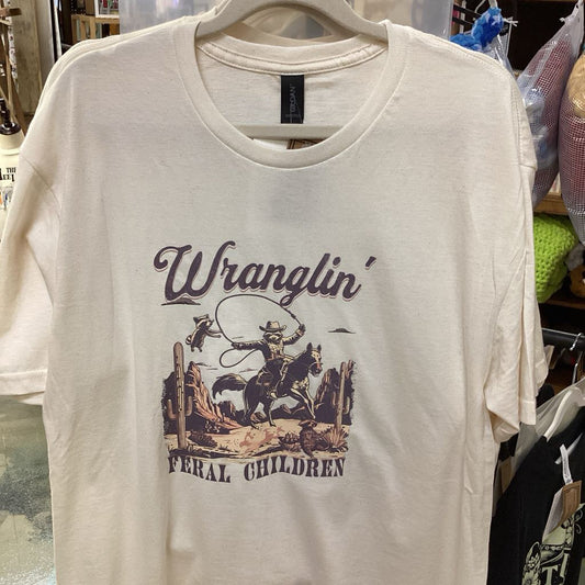 Wranglin' Feral Chidlren Large t-shirt
