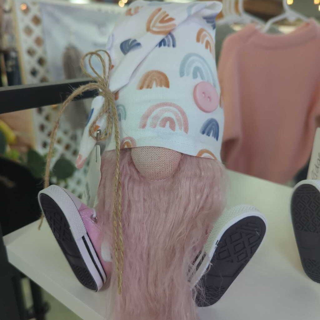 Milo - pink beard