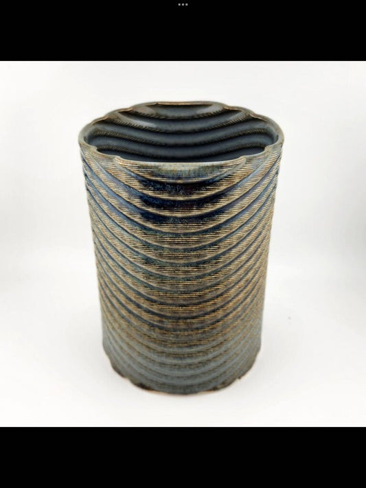 Spiral planter