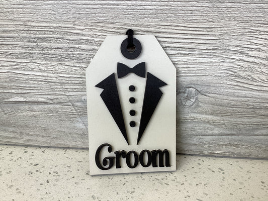 Tag Groom