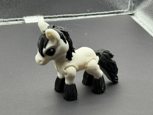 PONY WHITE